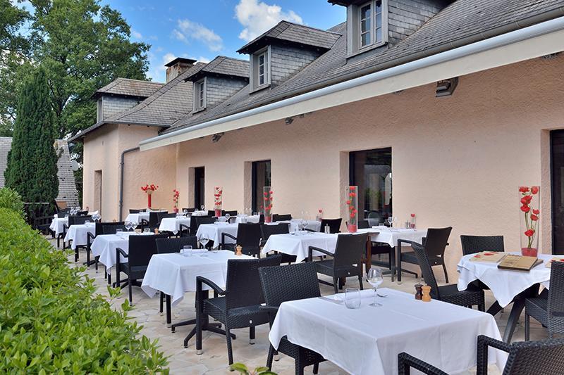 Hôtel Restaurant Les Coquelicots, The Originals Relais (Inter-Hotel) Saint-Pardoux-l'Ortigier Exterior foto